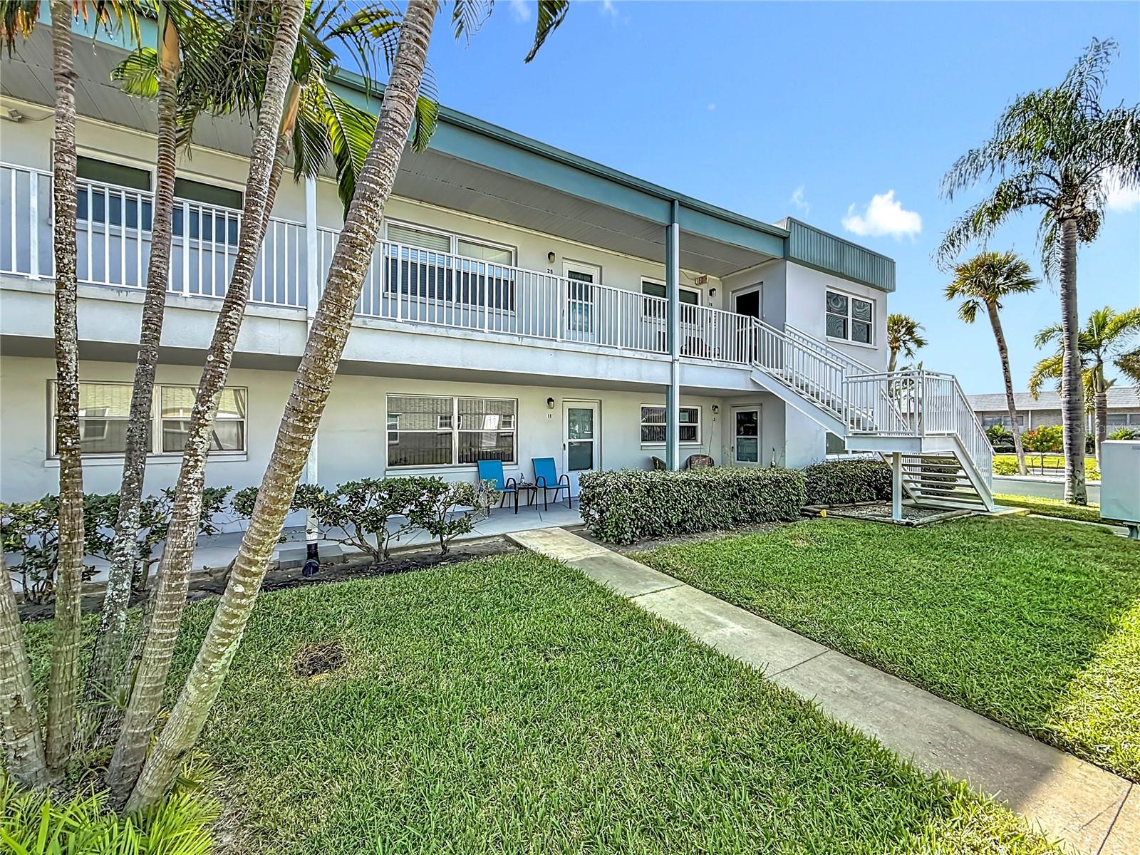 PARADISE SHORES - Residential