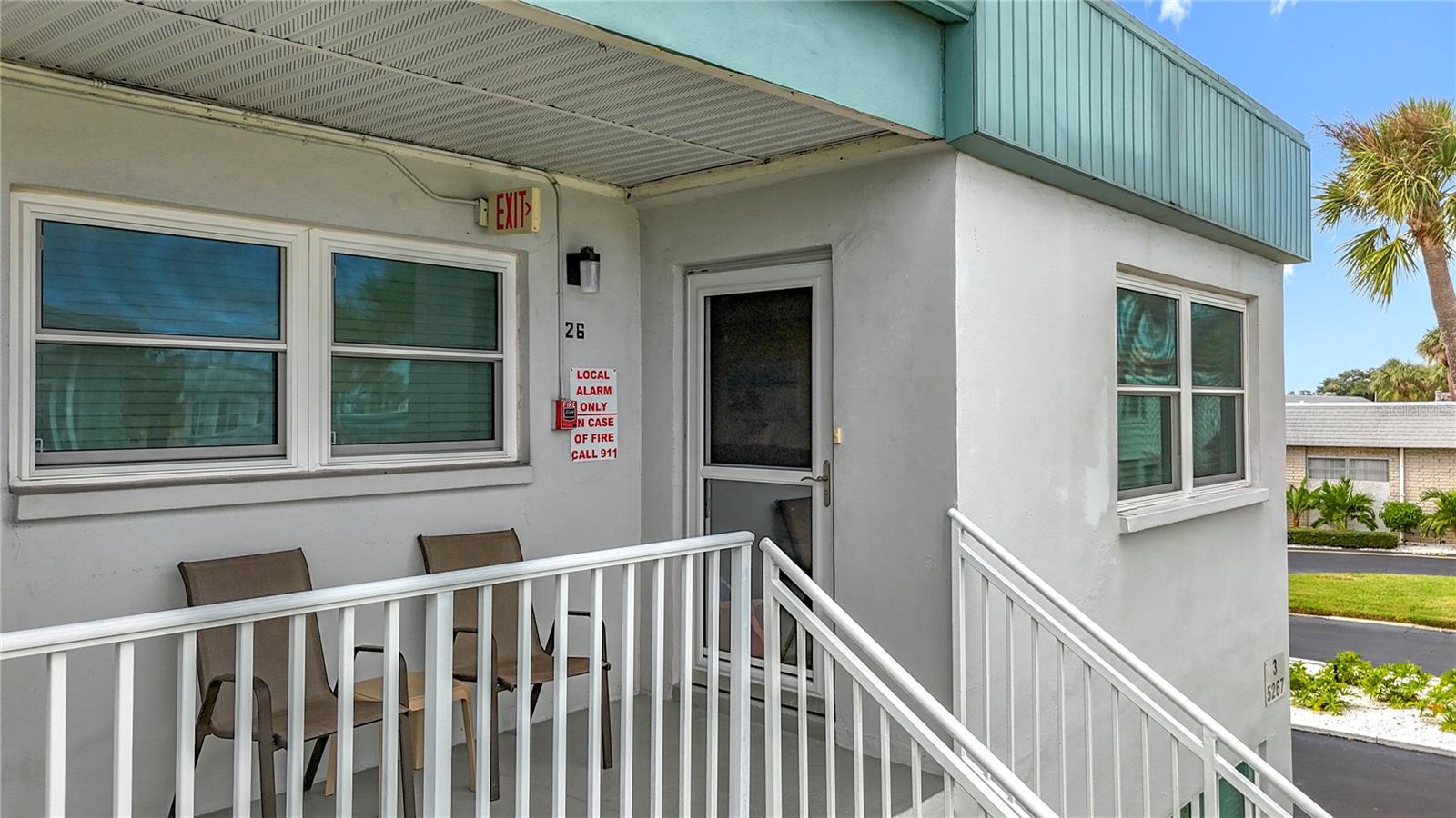 PARADISE SHORES - Residential