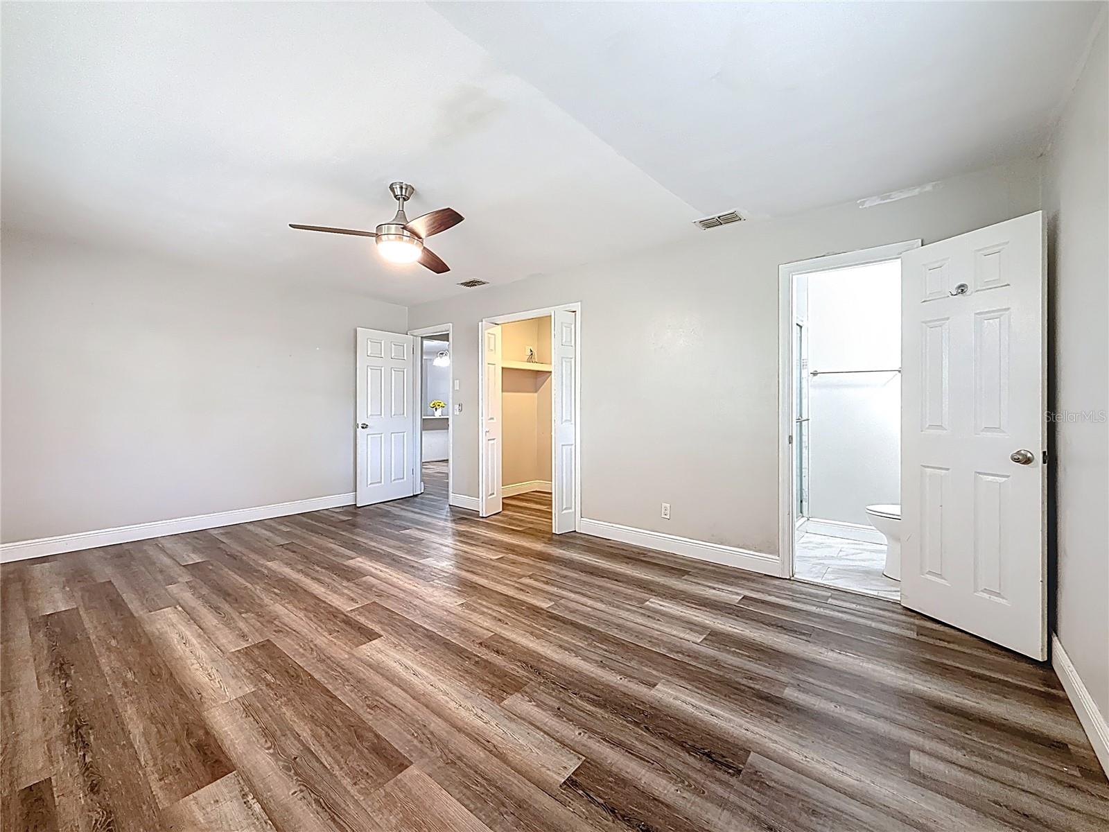 CLEARVIEW HEIGHTS - Residential Lease