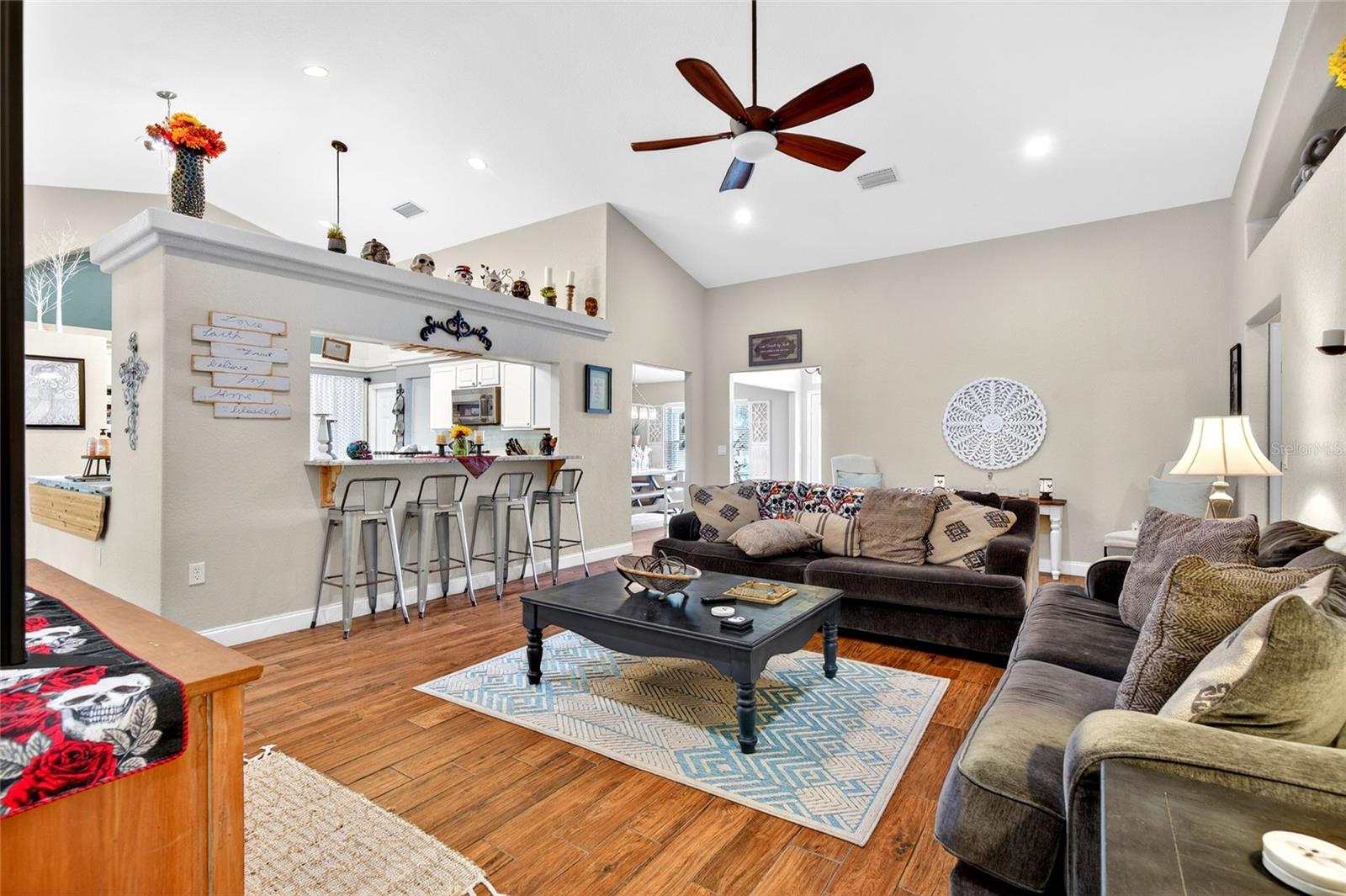 WOODLAND ESTATES - Residential