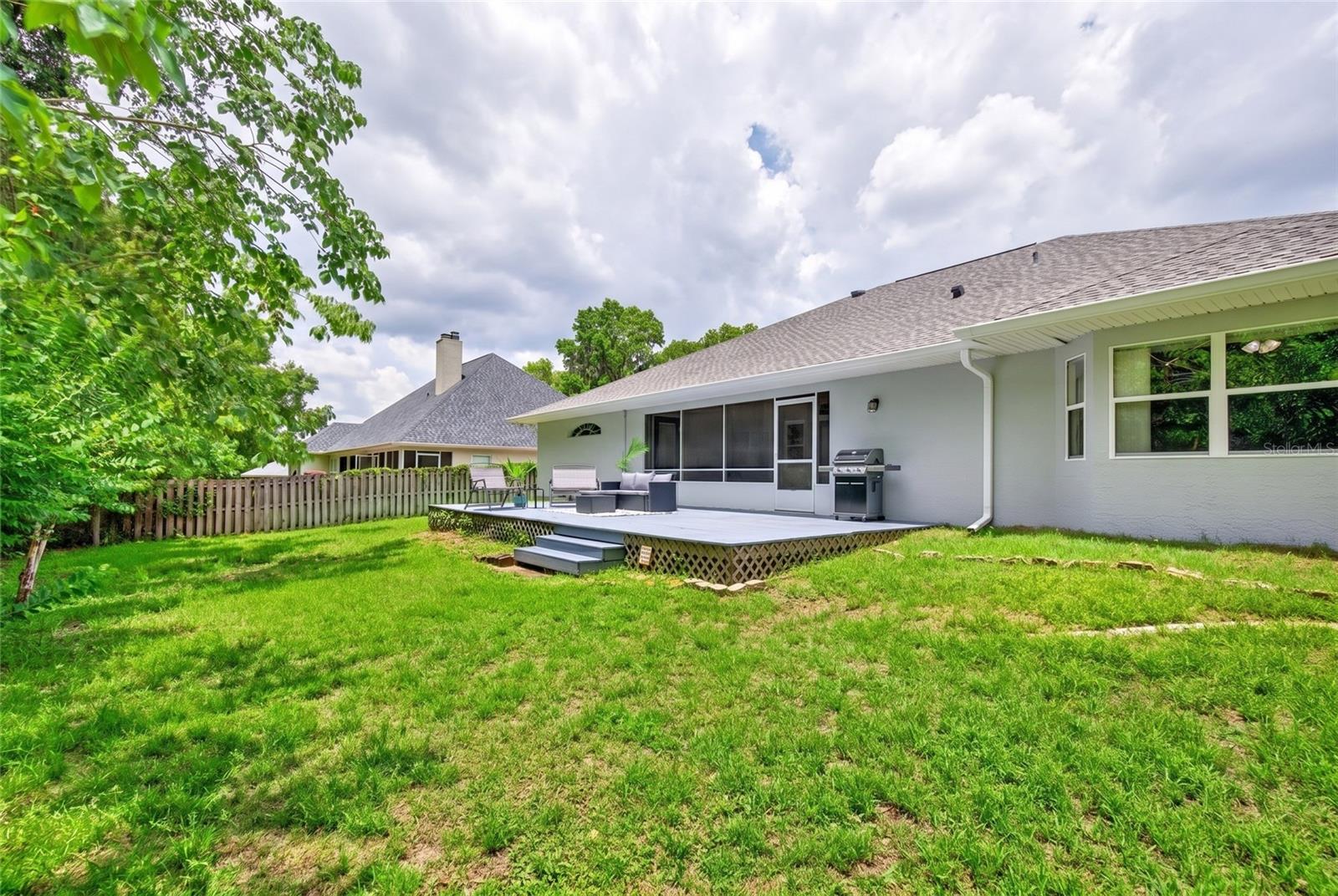 WOODLAND ESTATES - Residential