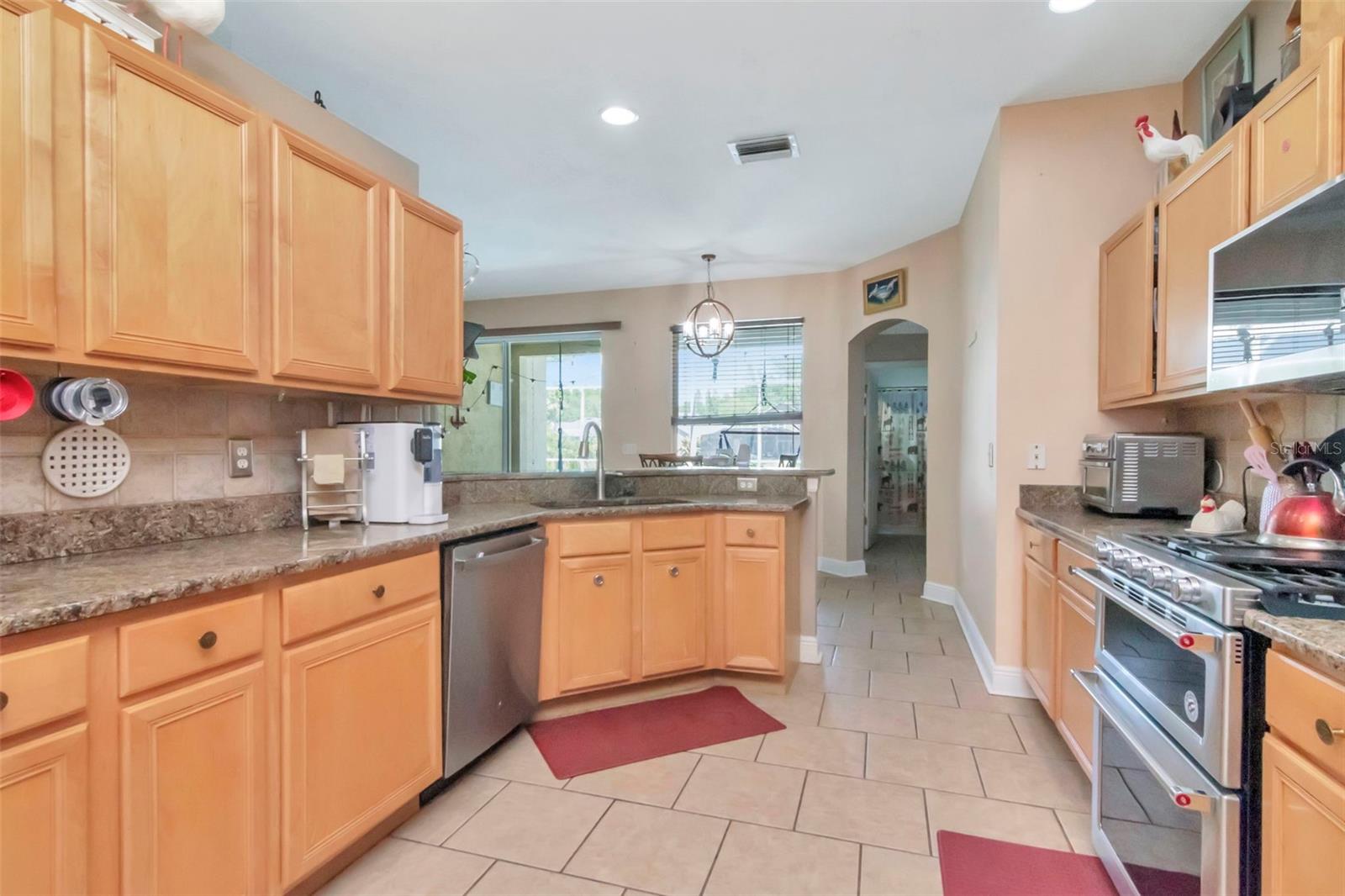 VILLAROSA PH G - Residential