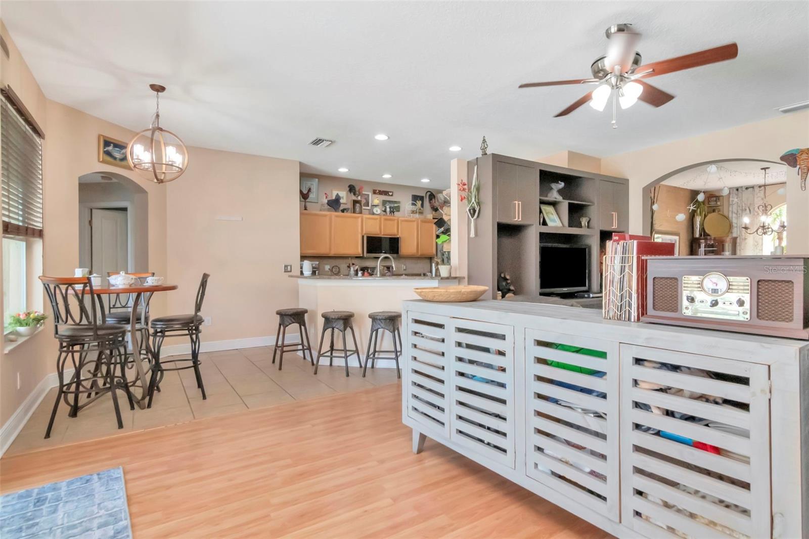 VILLAROSA PH G - Residential