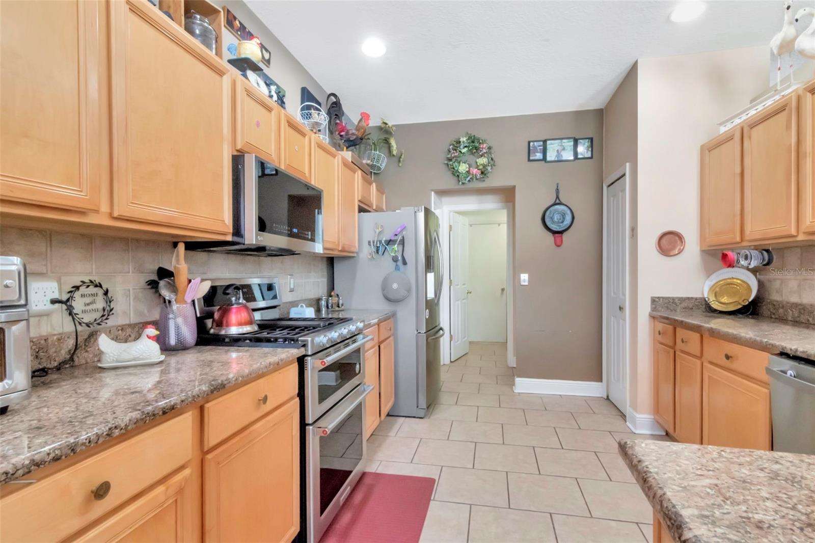 VILLAROSA PH G - Residential