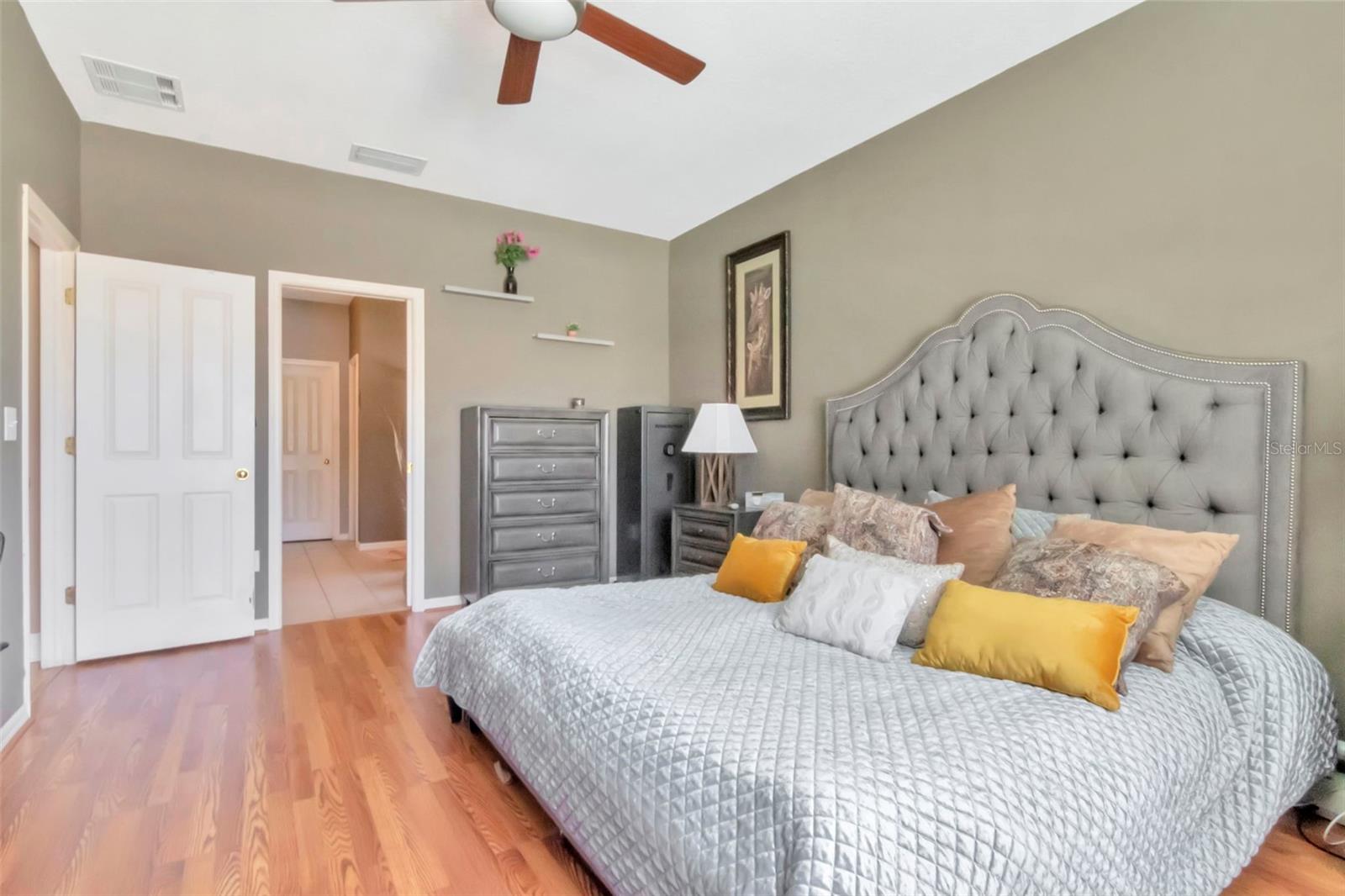 VILLAROSA PH G - Residential