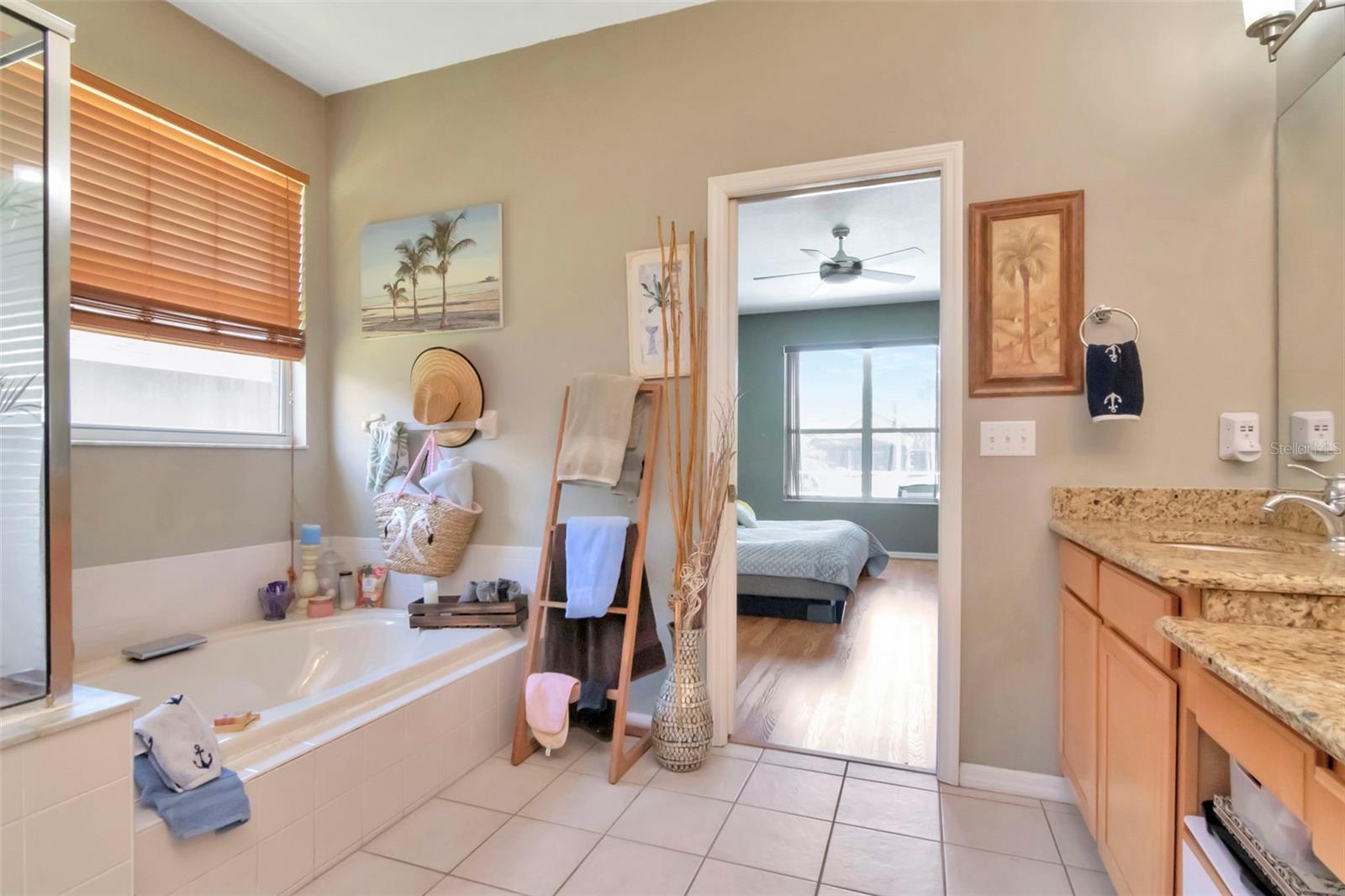 VILLAROSA PH G - Residential