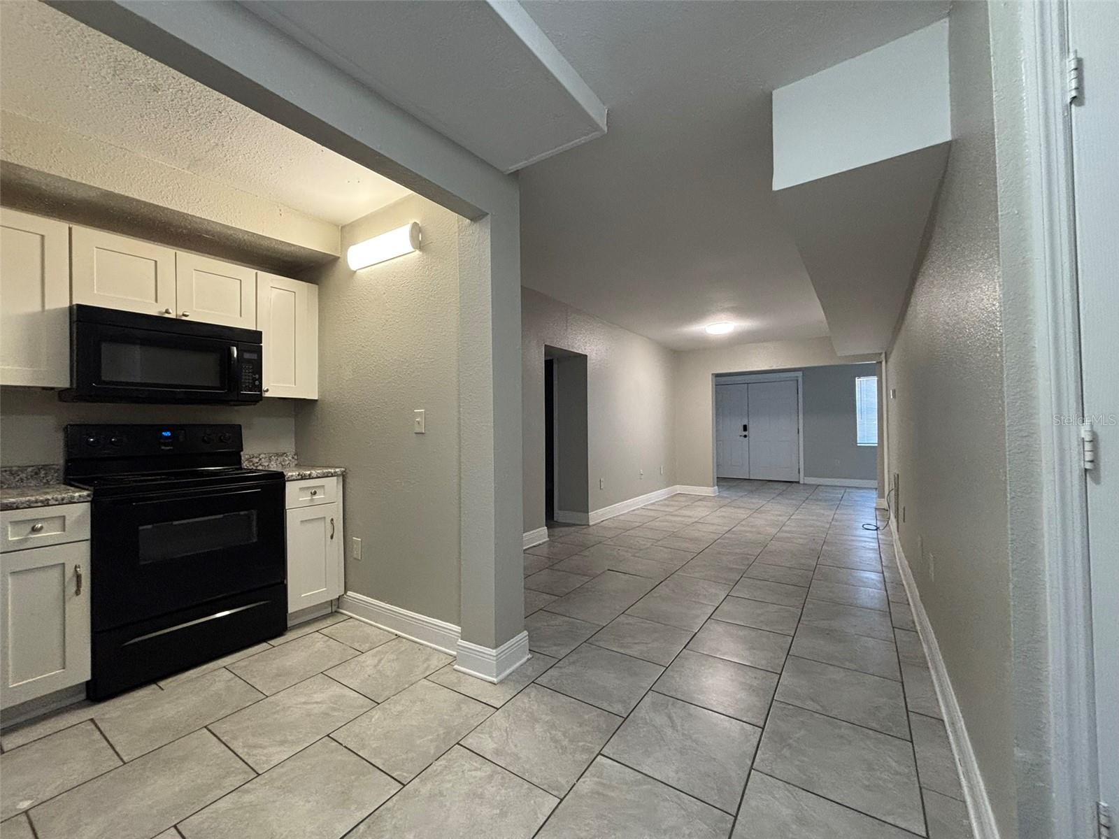 THE OAKS ADD - Residential Lease