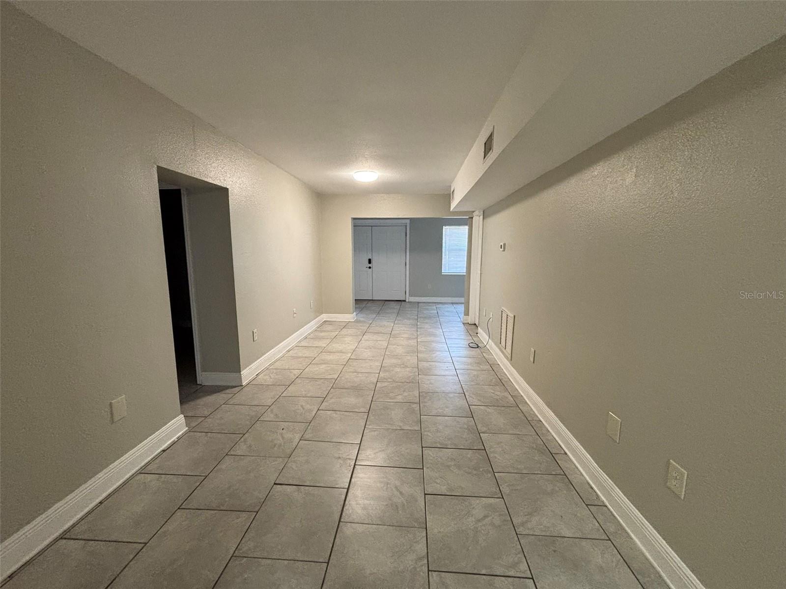 THE OAKS ADD - Residential Lease