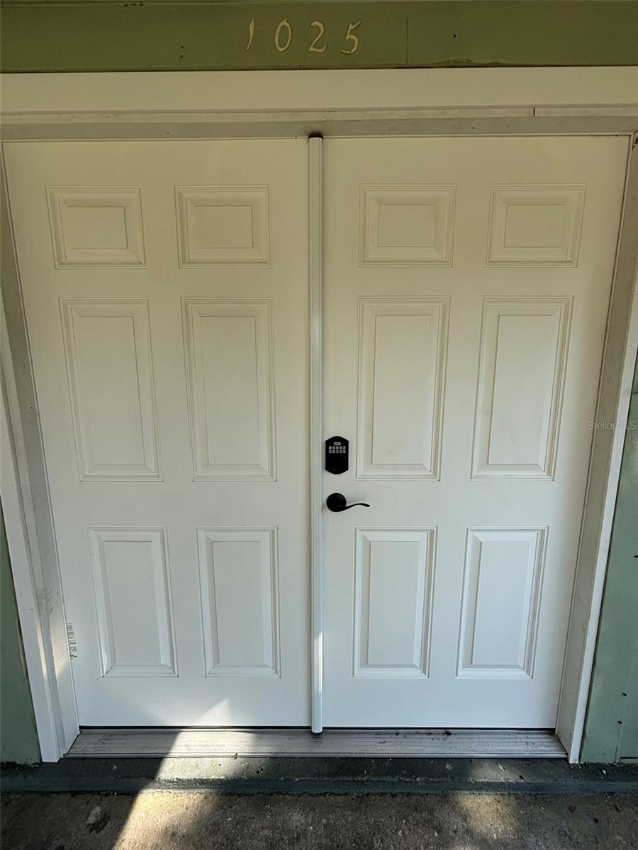 THE OAKS ADD - Residential Lease