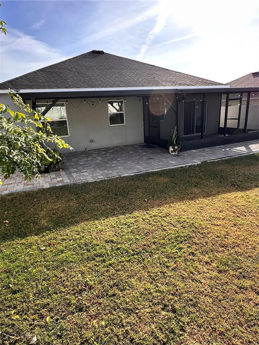 Photo of 447 Pinecrest Loop, Davenport, FL 33837 (MLS # P4937506)