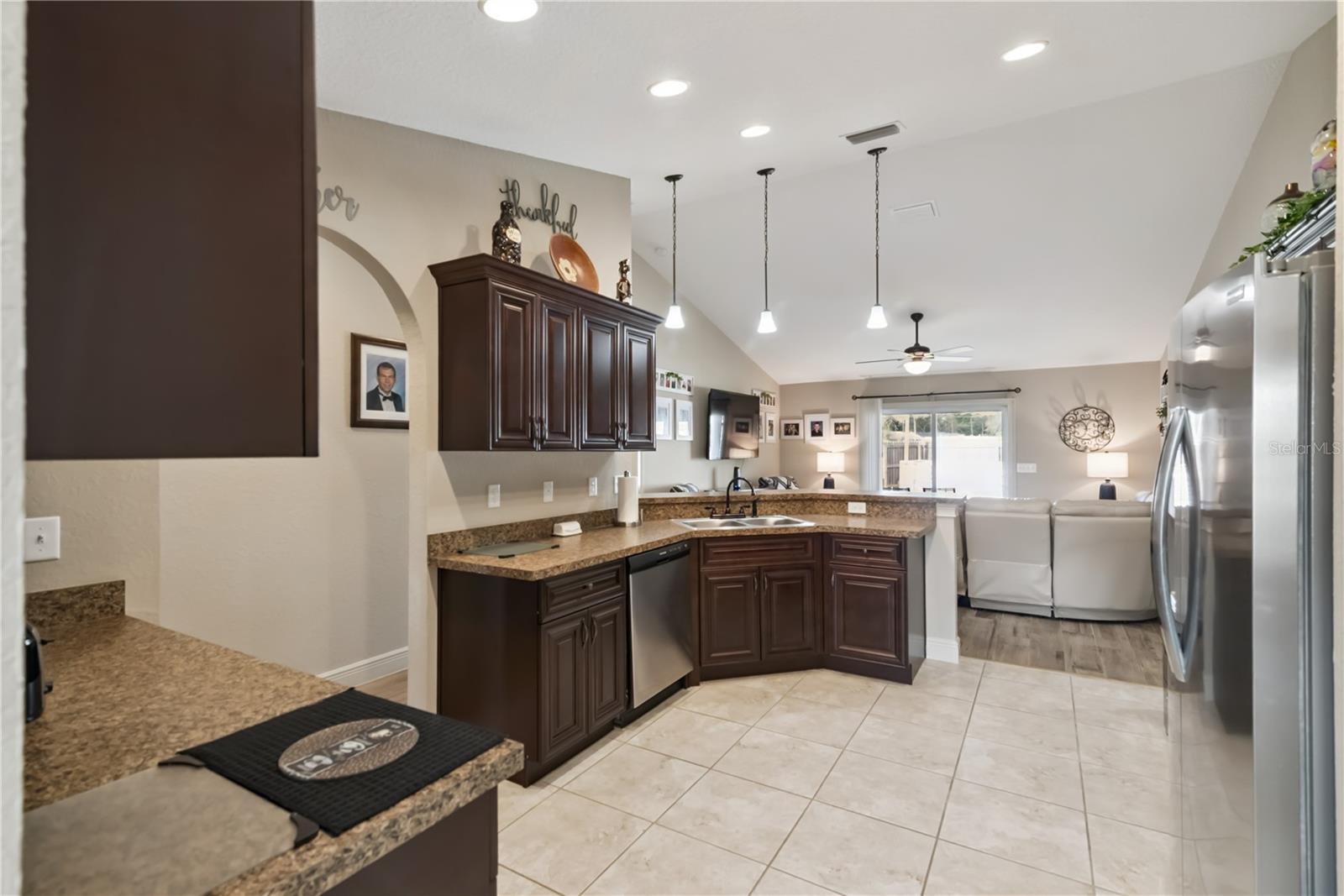 SILVER SPGS SHORES UN 31 - Residential