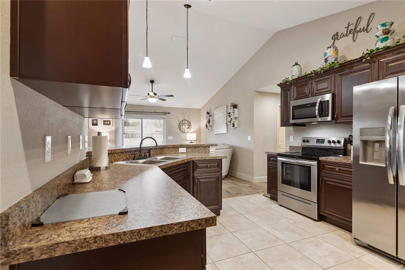 SILVER SPGS SHORES UN 31 - Residential