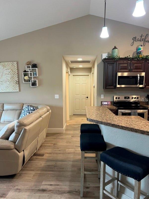 SILVER SPGS SHORES UN 31 - Residential