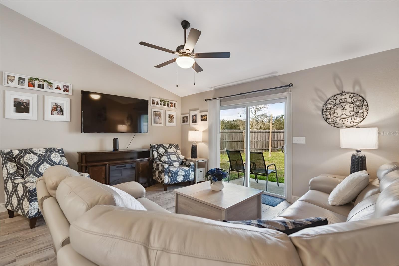 SILVER SPGS SHORES UN 31 - Residential