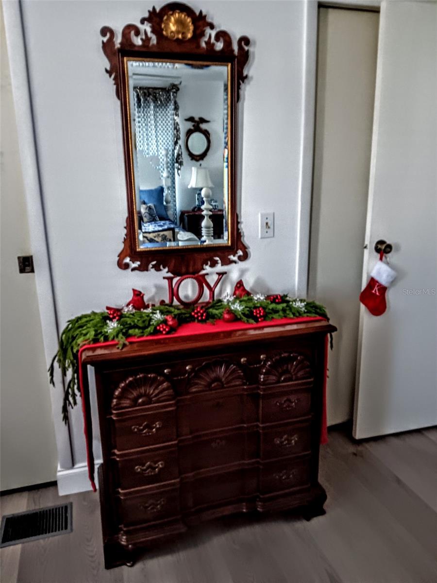 HAWTHORNE AT LEESBURG A COOP - Residential