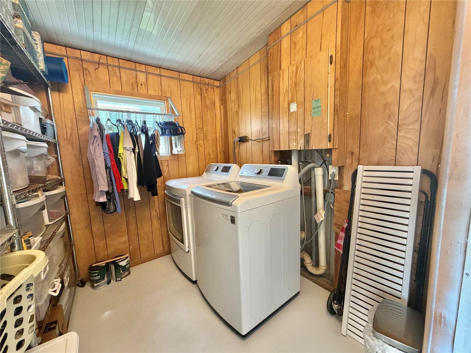 HAWTHORNE AT LEESBURG A COOP - Residential