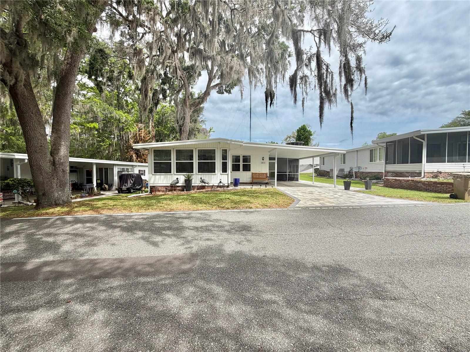 HAWTHORNE AT LEESBURG A COOP - Residential