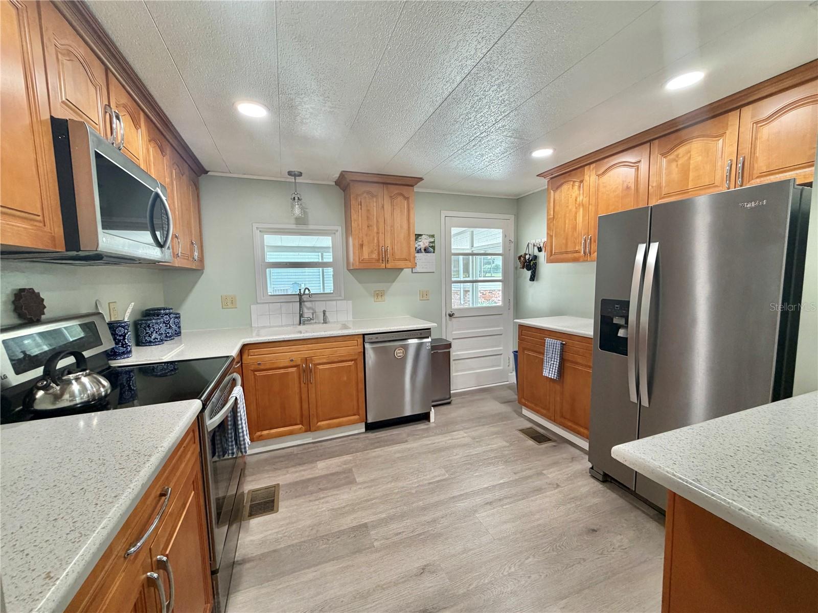 HAWTHORNE AT LEESBURG A COOP - Residential