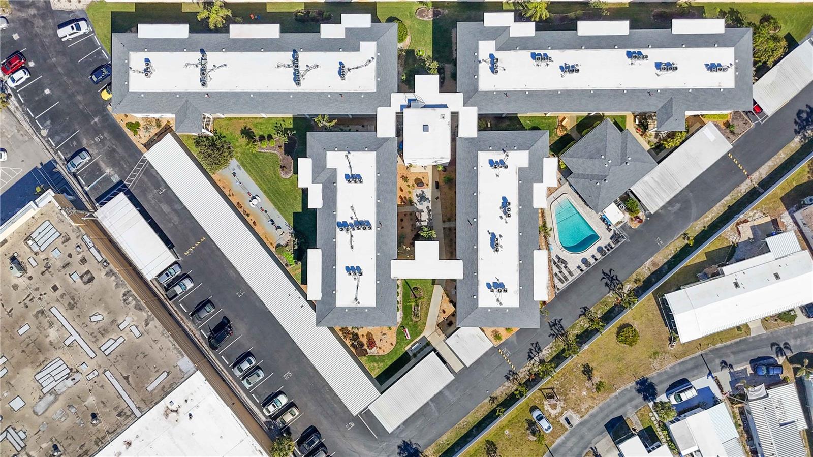 708 TAMIAMI TRAIL S 115