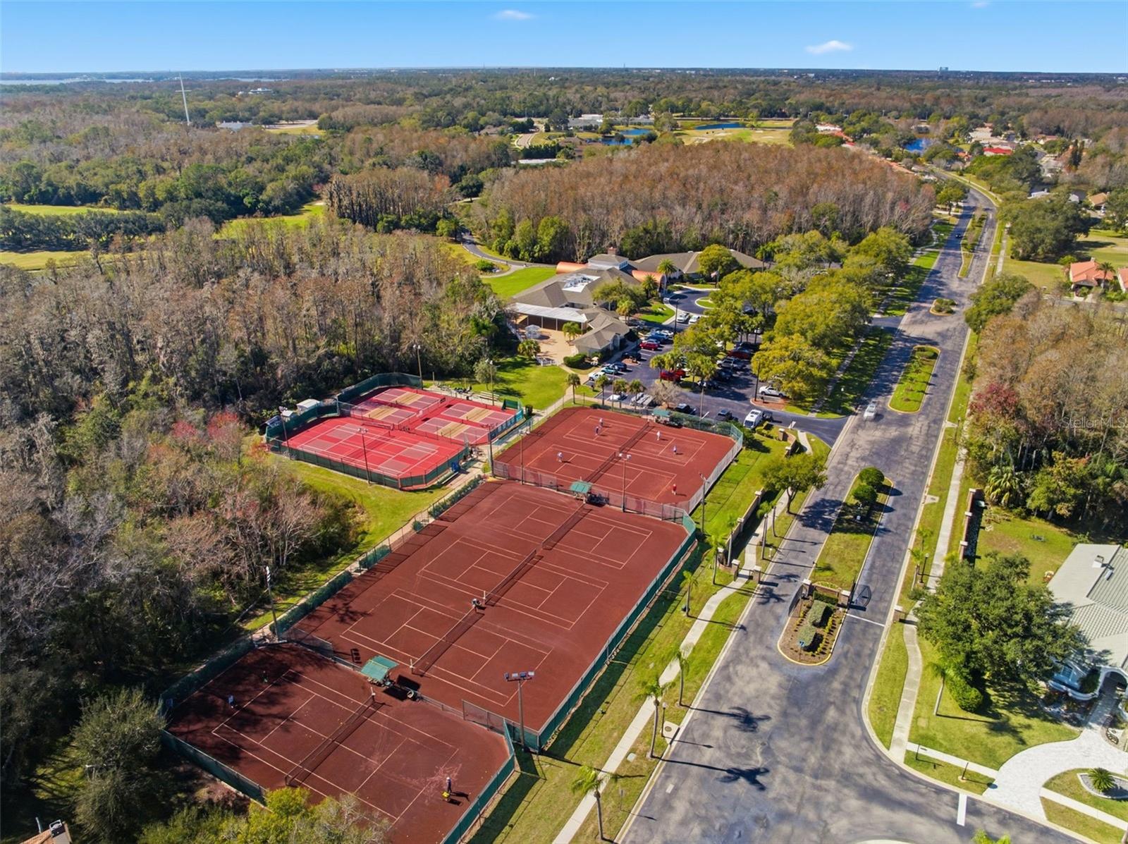 CRESCENT OAKS COUNTRY CLUB PH 1 - Residential