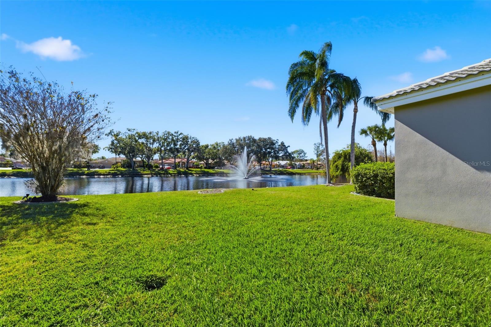 CRESCENT OAKS COUNTRY CLUB PH 1 - Residential