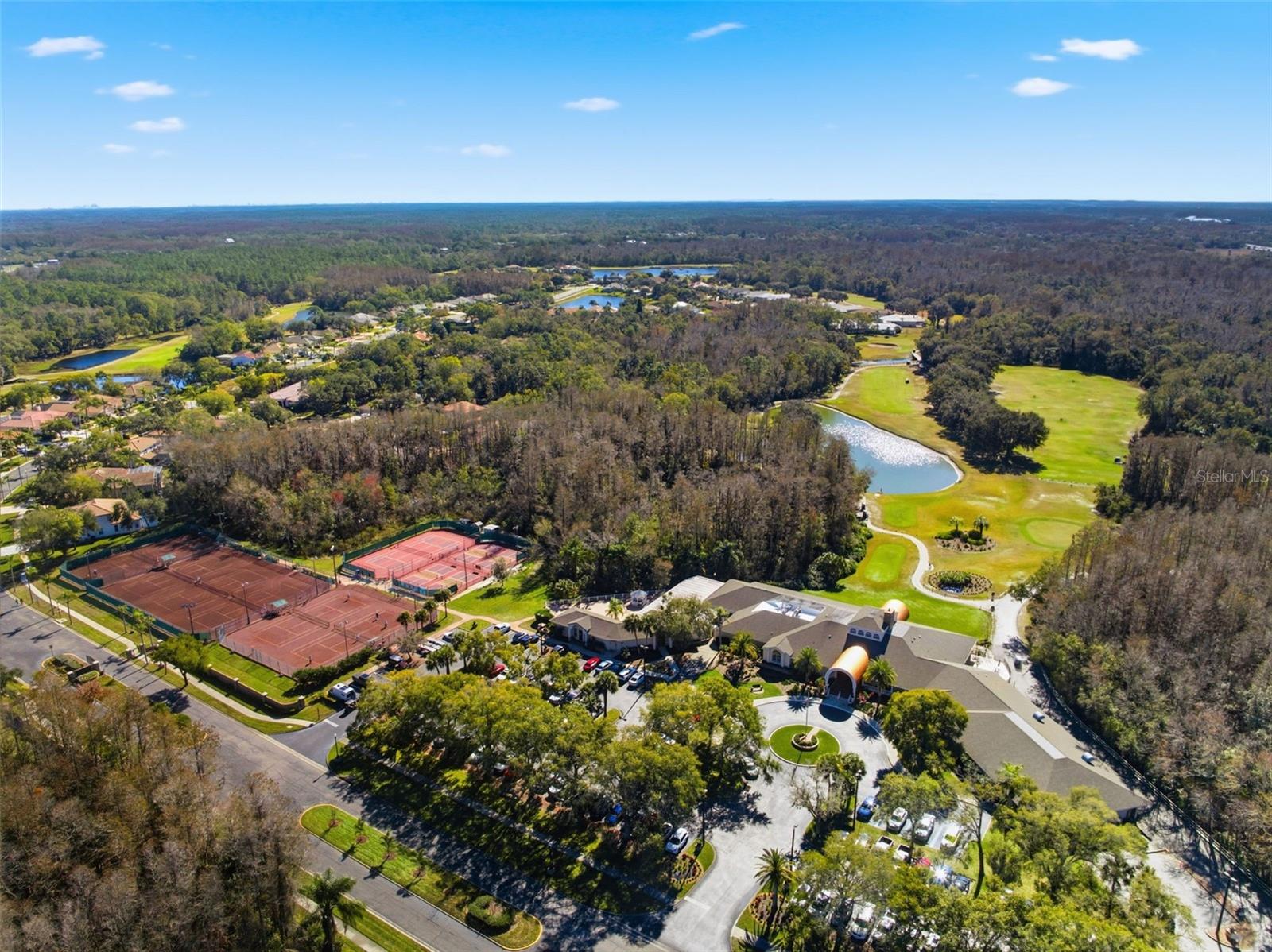 CRESCENT OAKS COUNTRY CLUB PH 1 - Residential
