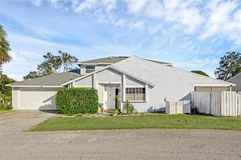 A home in LONGWOOD