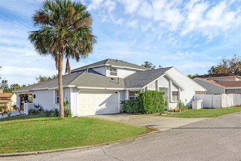 A home in LONGWOOD