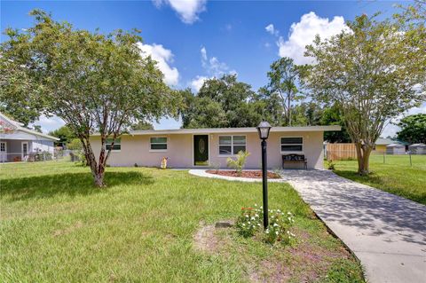 Photo of 3423 Palm Road, Lakeland, FL 33810 (MLS # TB8532947)