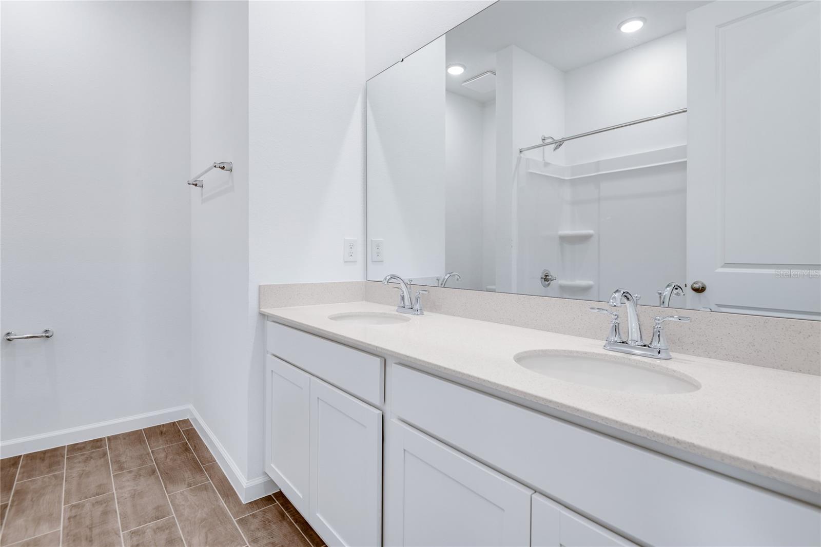 SEASONS AT SCENIC TERRACE - Residential