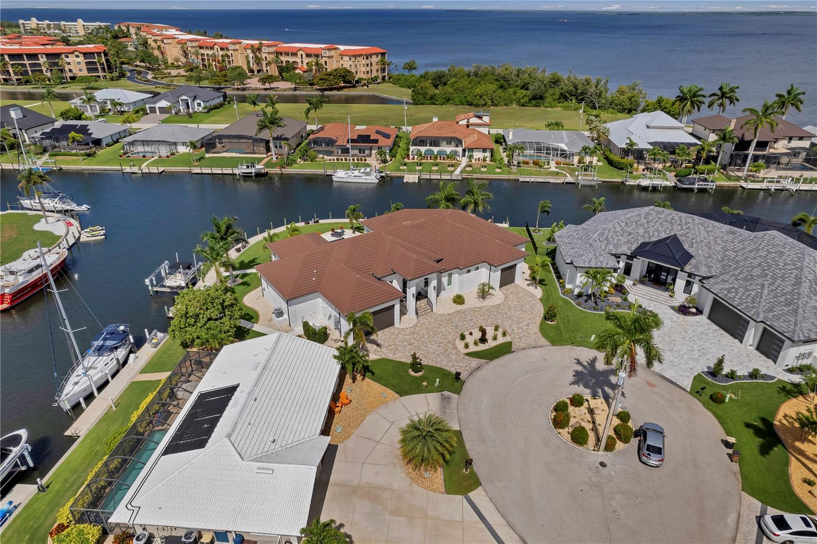 PUNTA GORDA ISLES SEC 03 - Residential