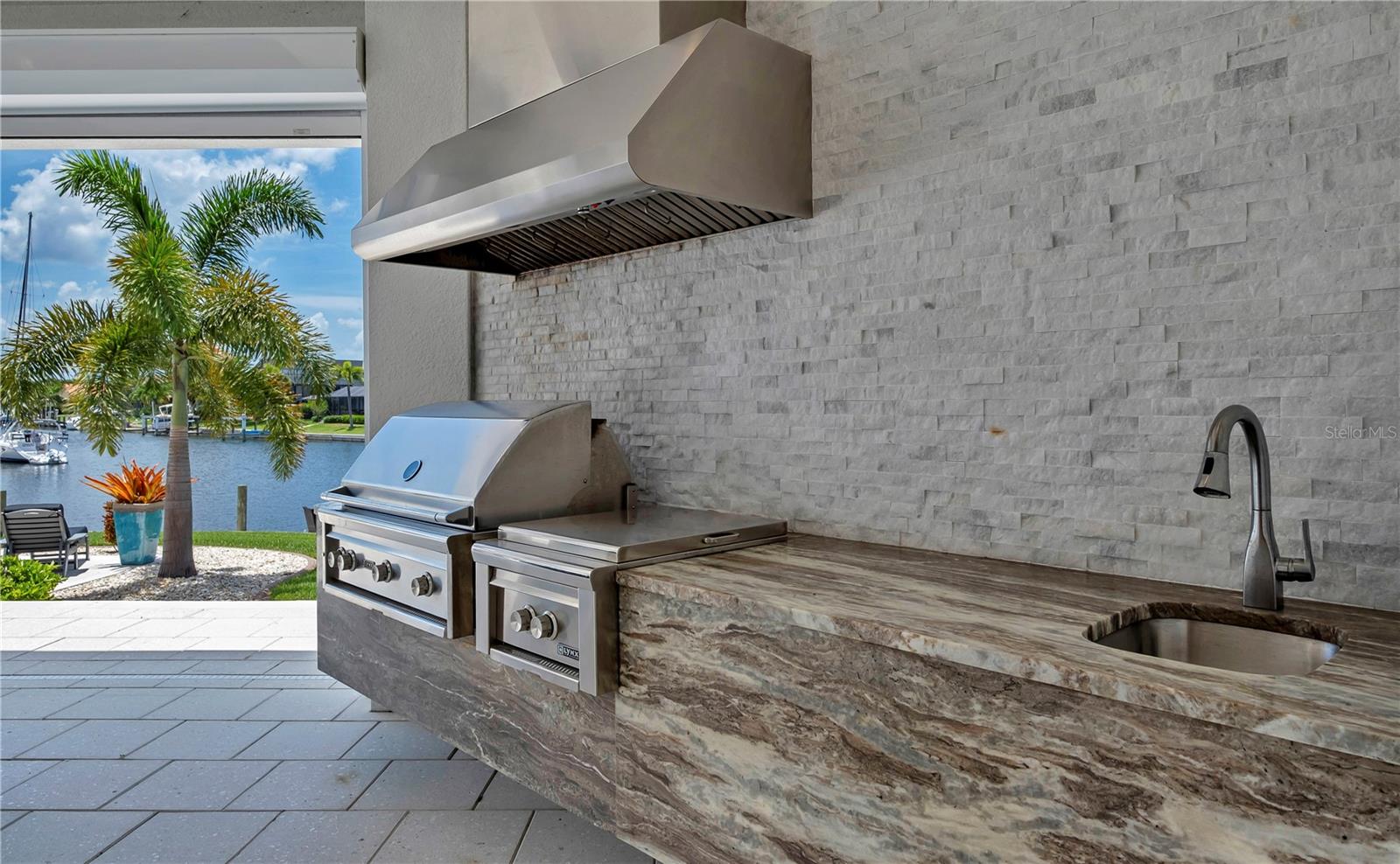 PUNTA GORDA ISLES SEC 03 - Residential