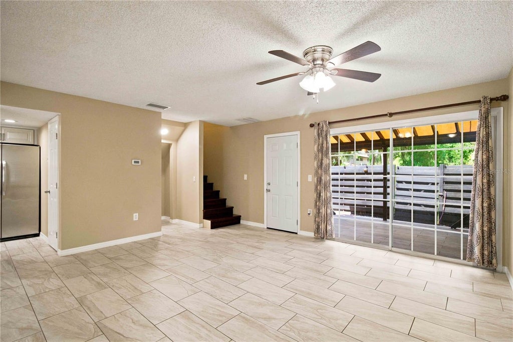 Photo of 1006 Longfellow Court, Sarasota, FL 34243 (MLS # A4704686)