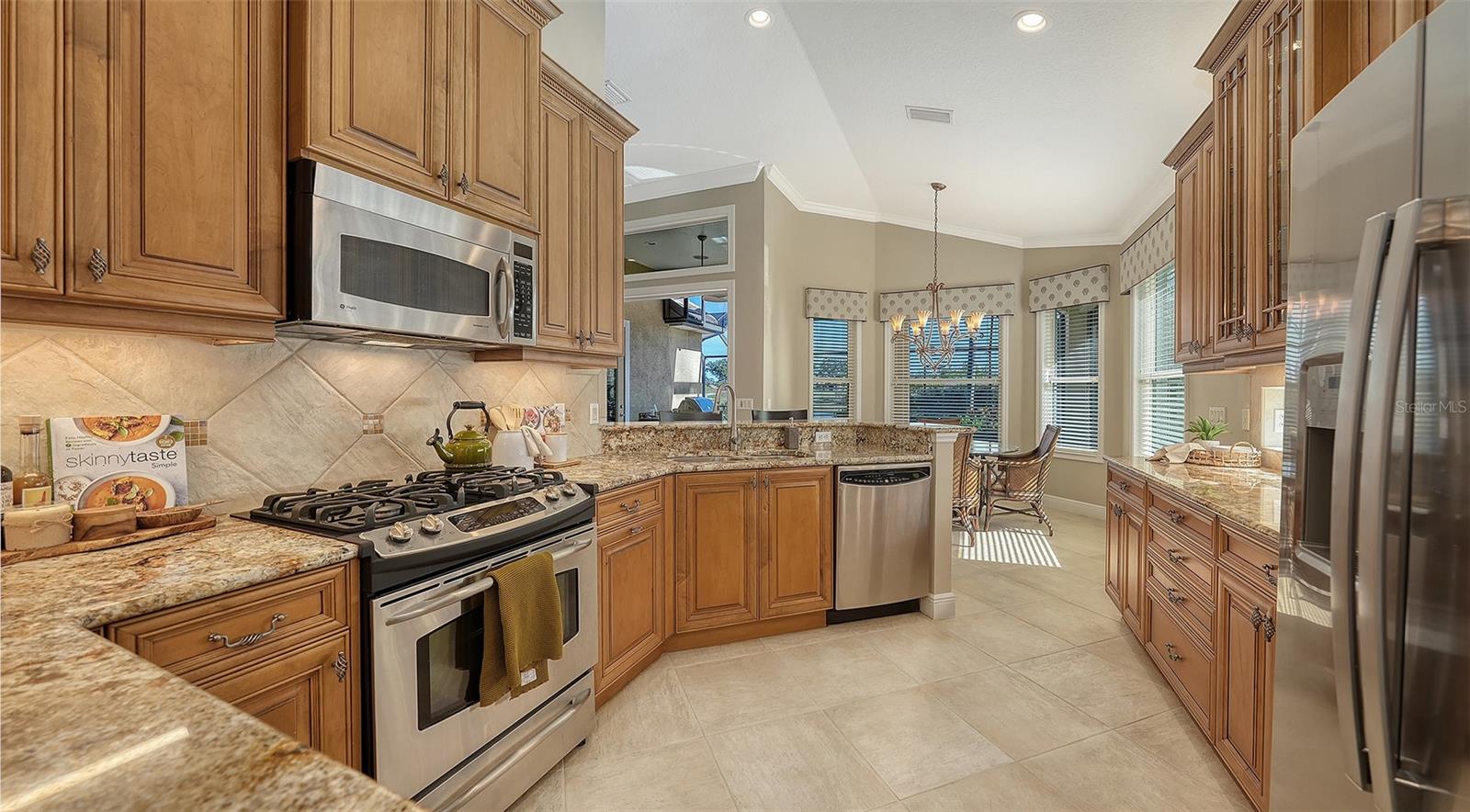 LAKEWOOD RANCH COUNTRY CLUB VILLAGE HH - Residential