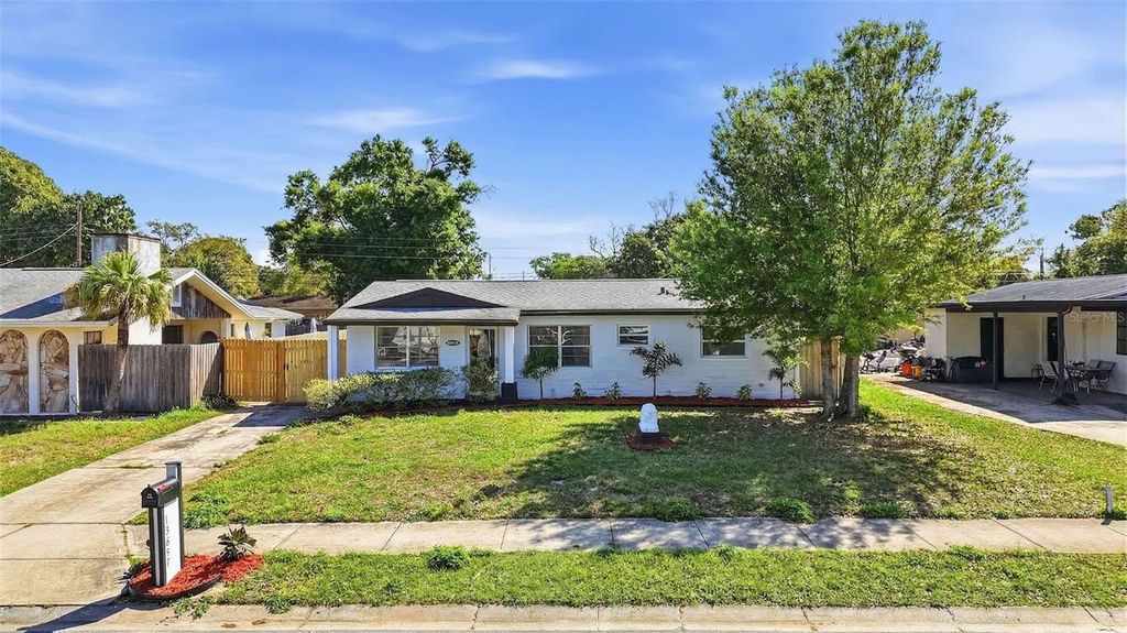 Photo of 13657 120th Lane, Largo, FL 33778 (MLS # TB8485088)