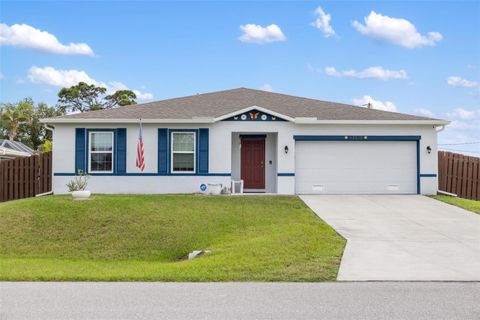 A home in PORT CHARLOTTE