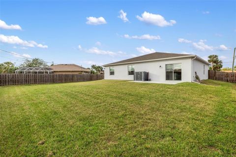 A home in PORT CHARLOTTE