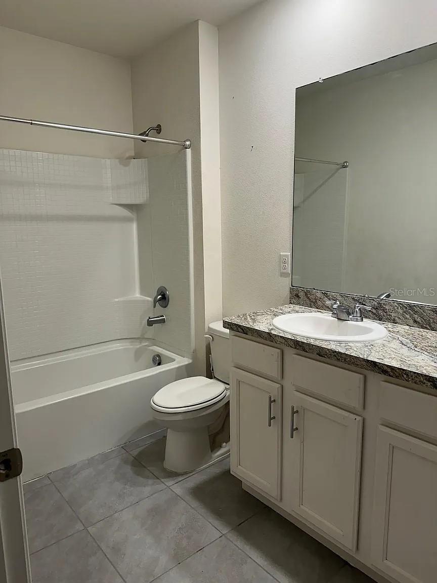 167 EAGLEVIEW LOOP