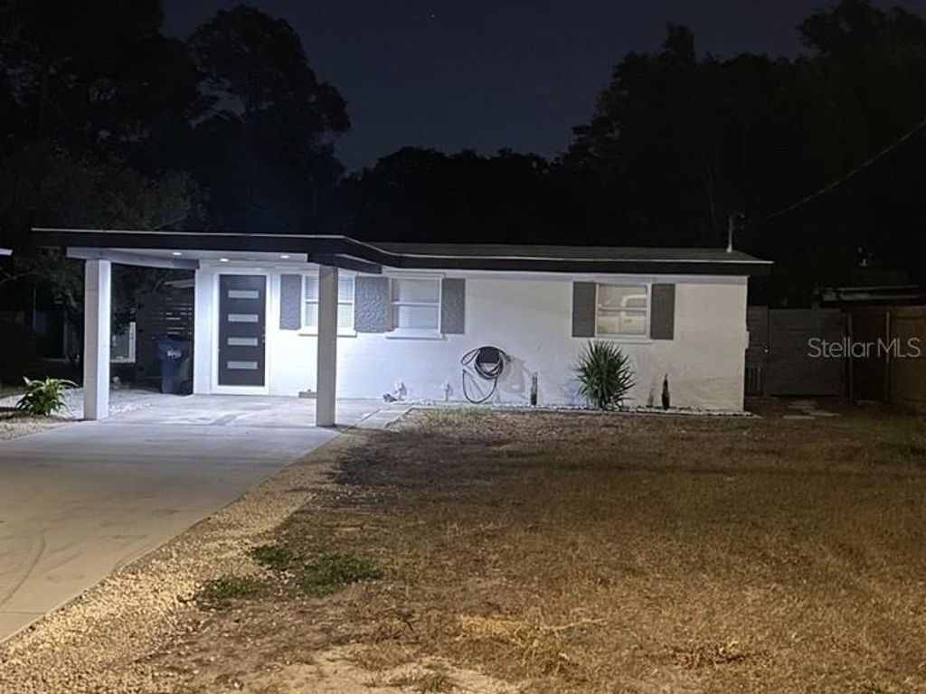 Photo of 8911 N Willow Avenue, Tampa, FL 33604 (MLS # TB8453257)