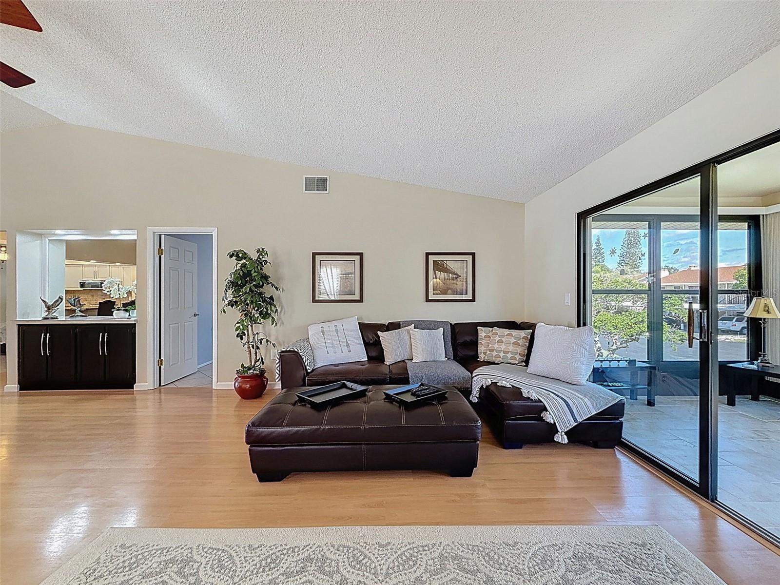 EAGLES POINT CONDO - Residential