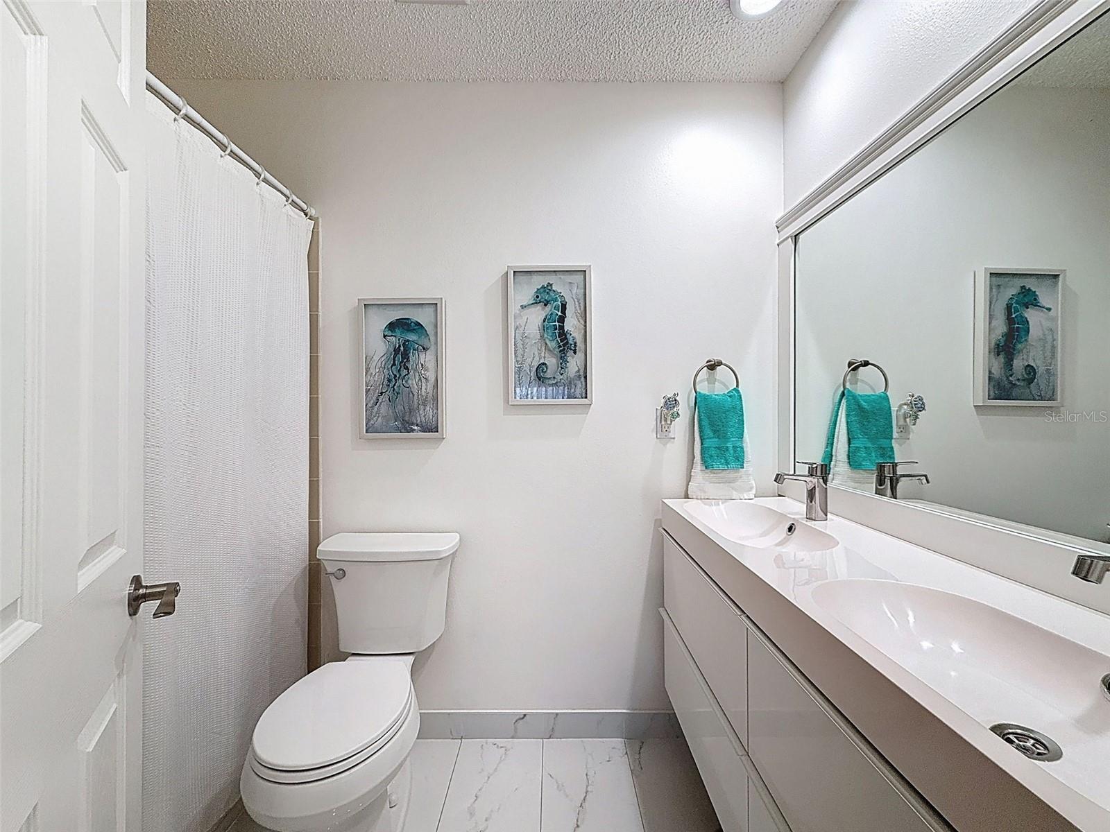 EAGLES POINT CONDO - Residential