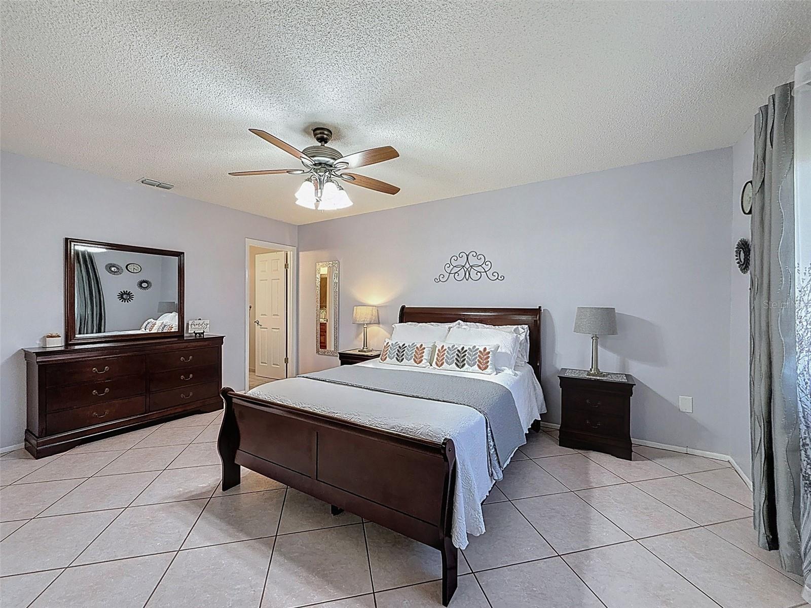 EAGLES POINT CONDO - Residential