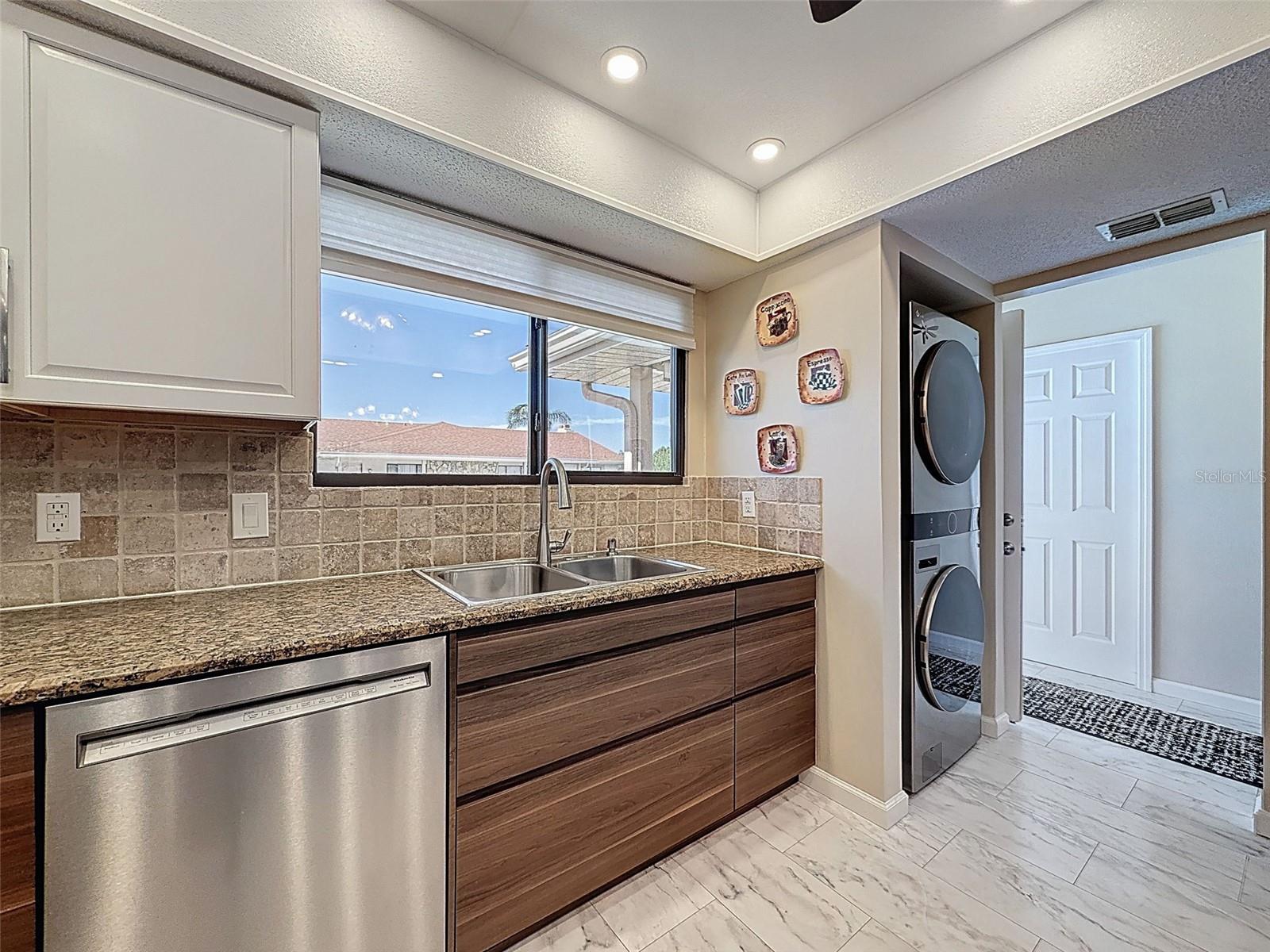 EAGLES POINT CONDO - Residential