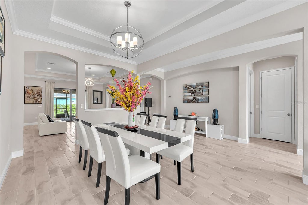 Photo of 814 Tirano Way, Sun City Center, FL 33573 (MLS # TB8534207)
