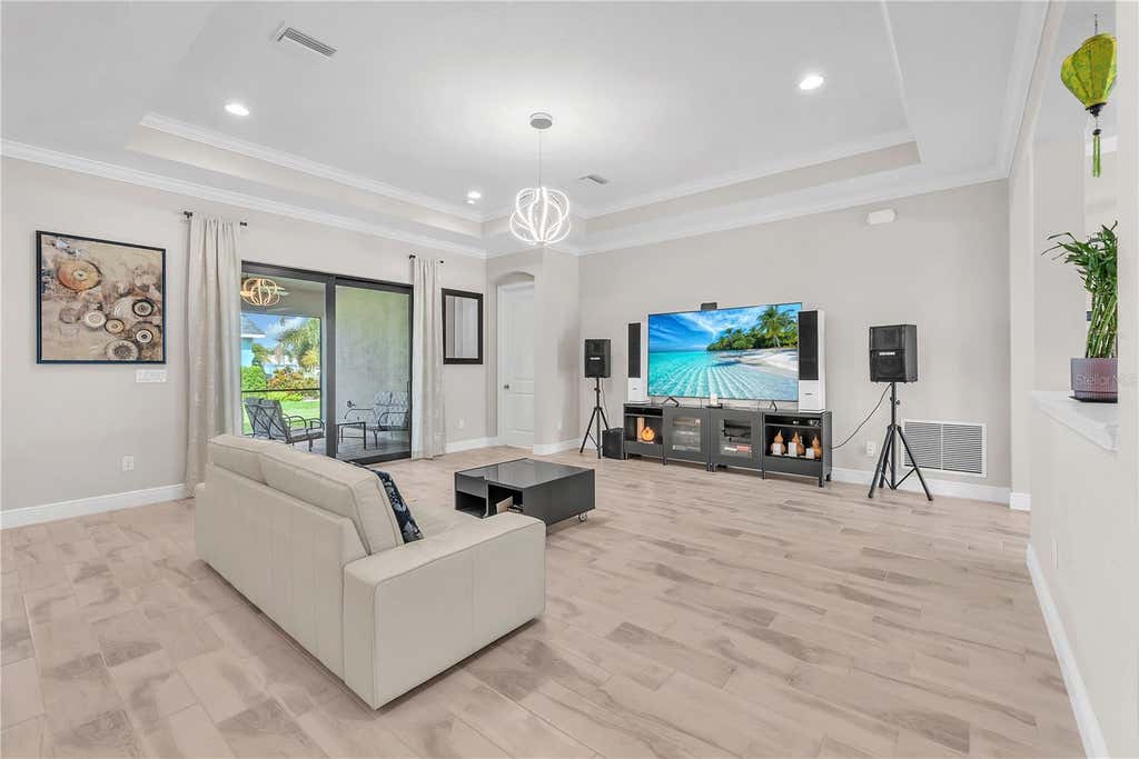 Photo of 814 Tirano Way, Sun City Center, FL 33573 (MLS # TB8534207)