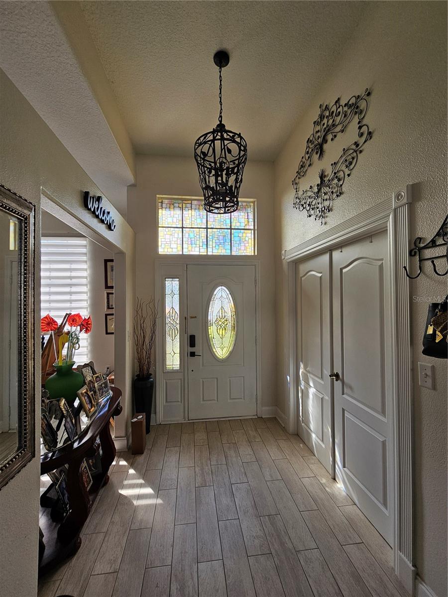 2826 MIDDLETON CIRCLE