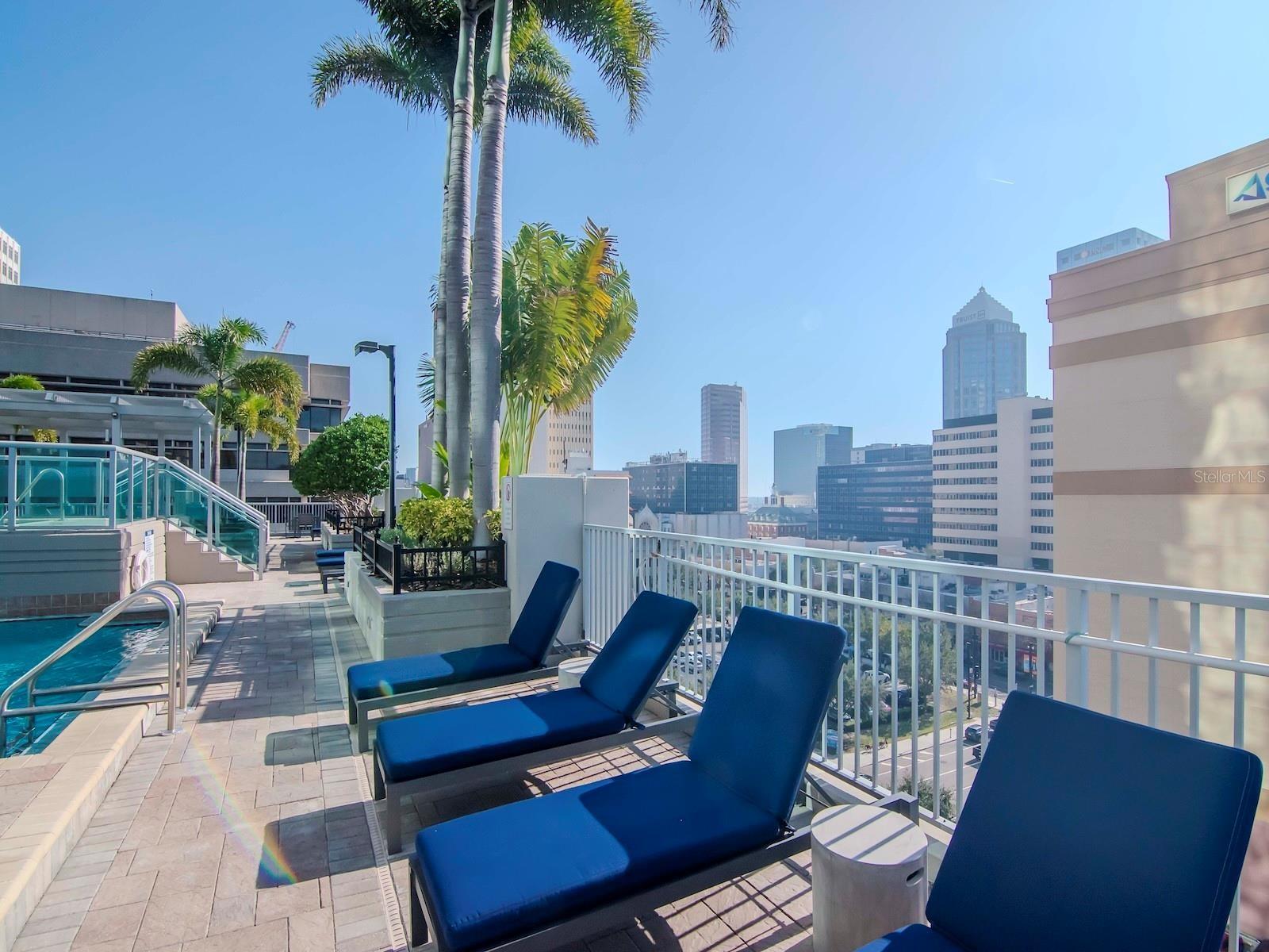 SKYPOINT A CONDO - Residential