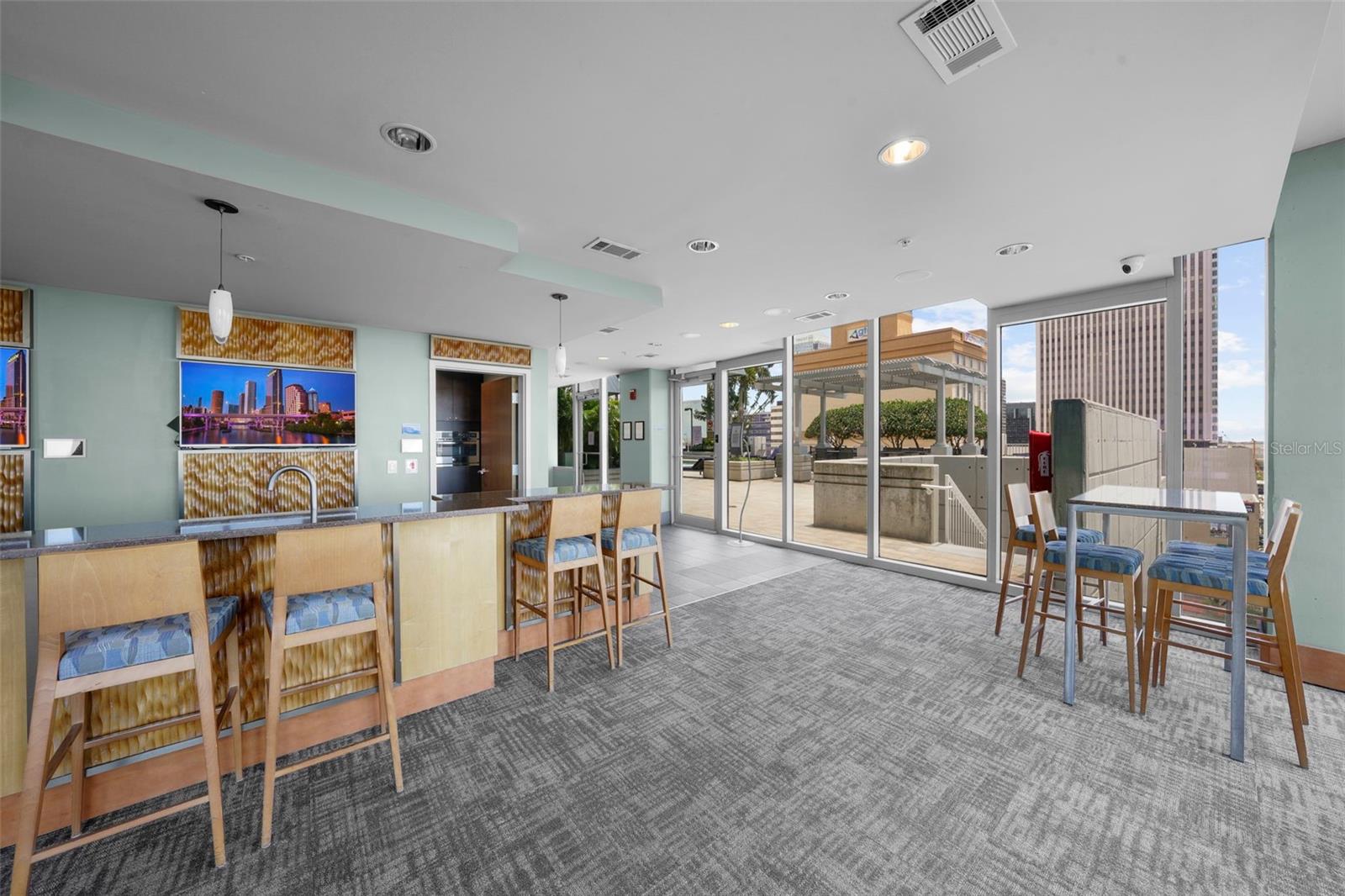 SKYPOINT A CONDO - Residential