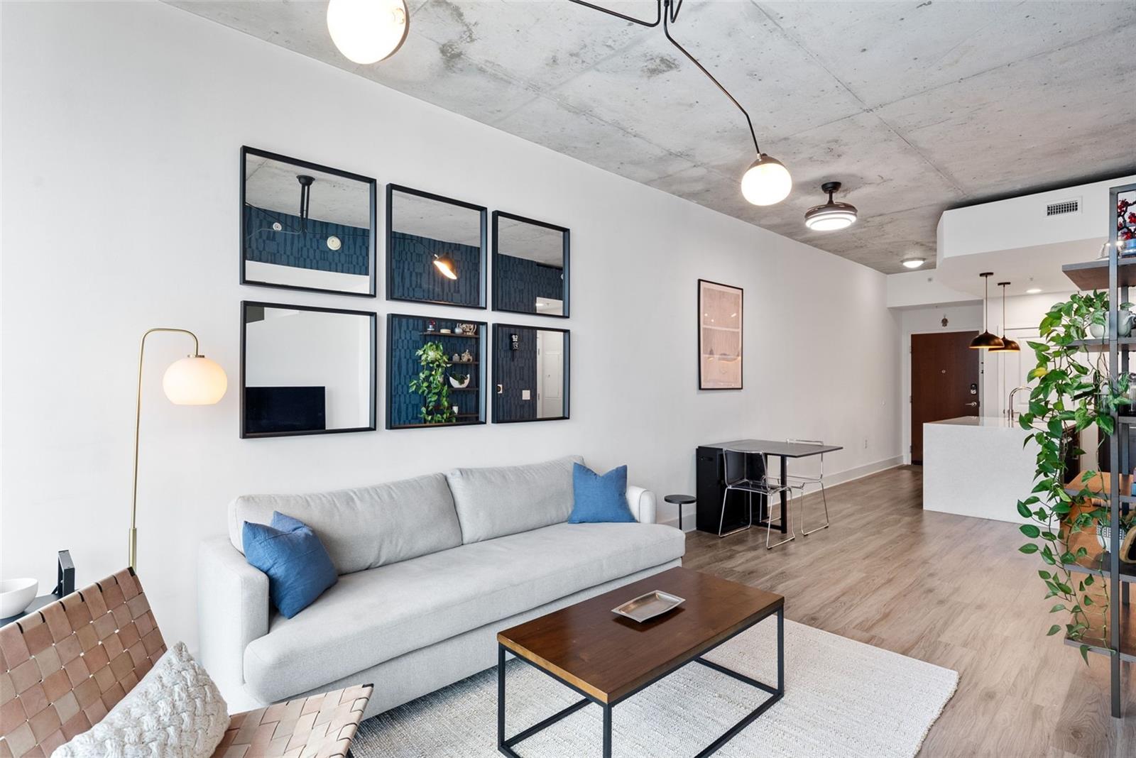 SKYPOINT A CONDO - Residential