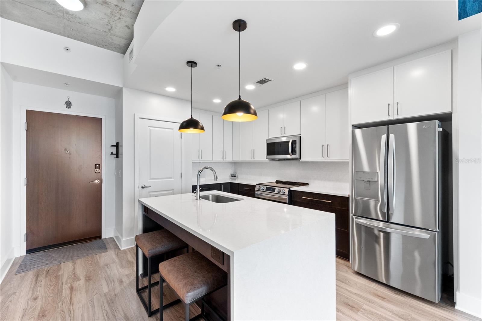 SKYPOINT A CONDO - Residential